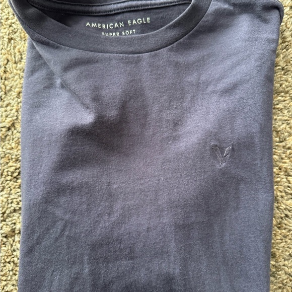 Men’s American Eagle (2) shirts - Picture 4 of 9